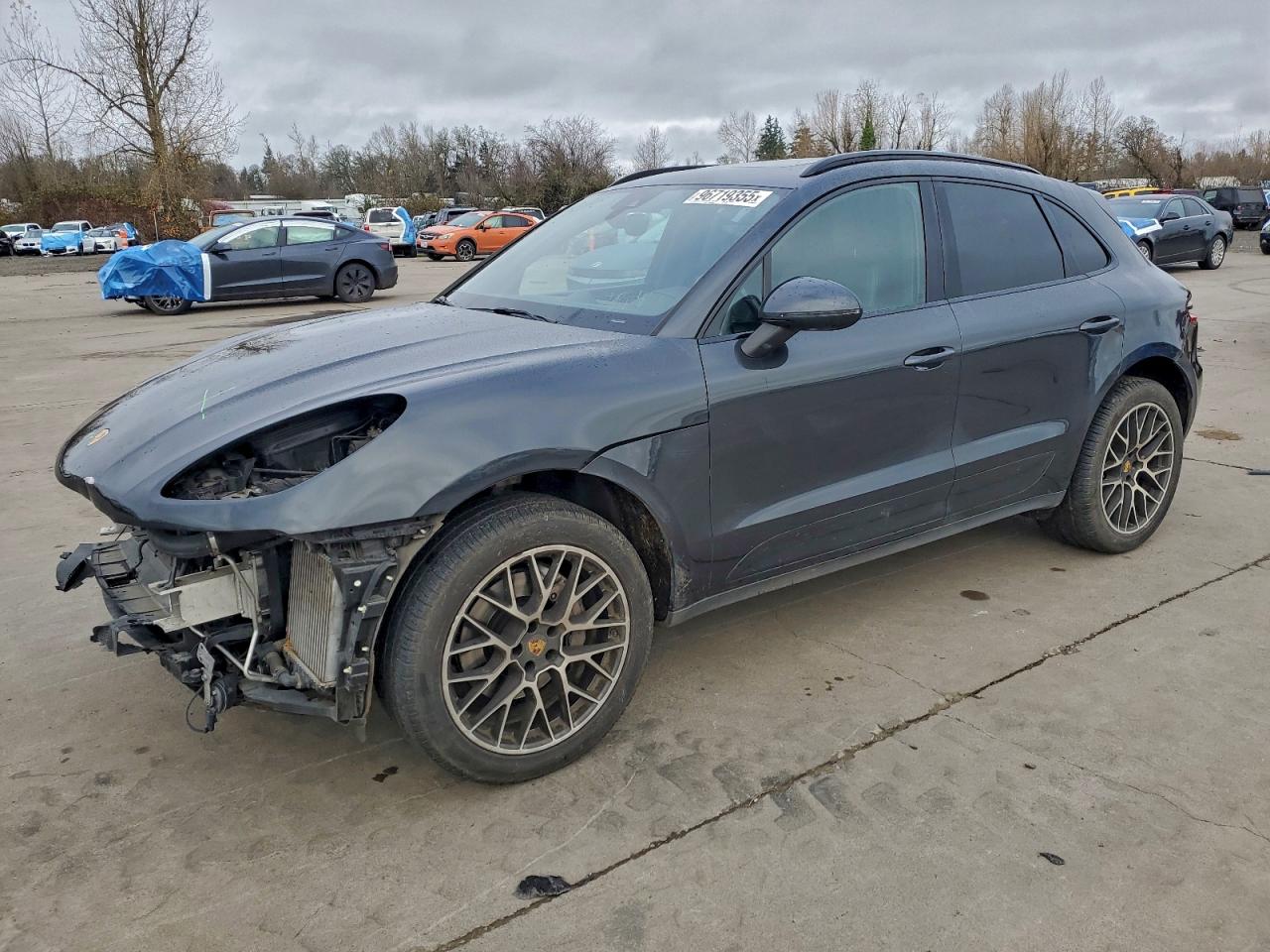 2017 PORSCHE MACAN