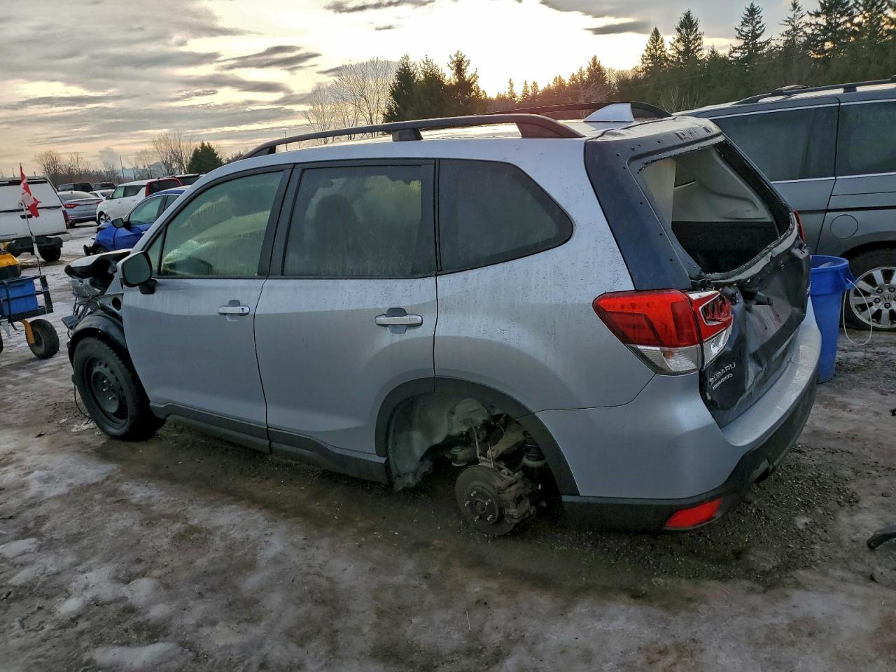 2020 SUBARU FORESTER PREMIUM photo 2