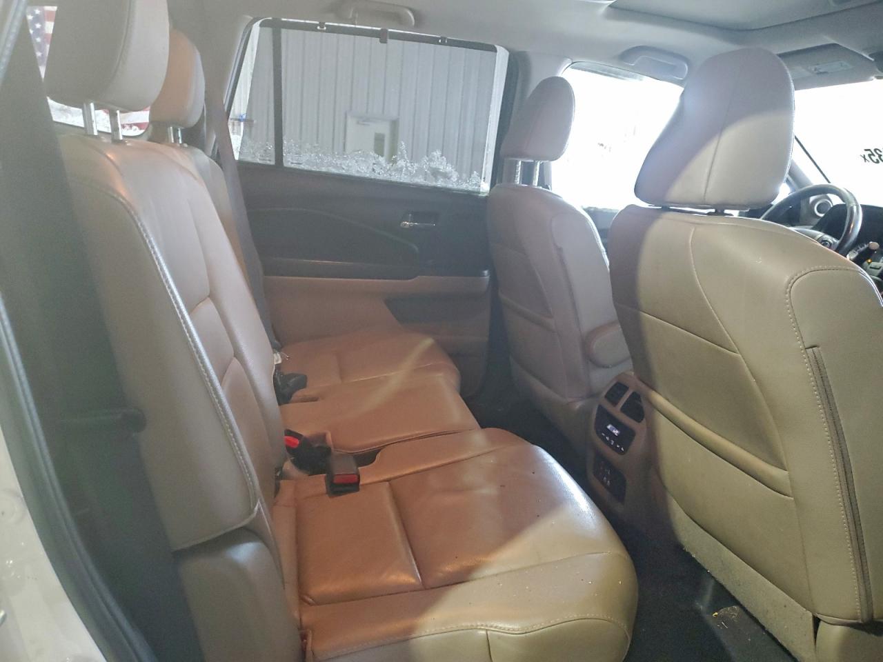 2016 HONDA PILOT EXL photo 11