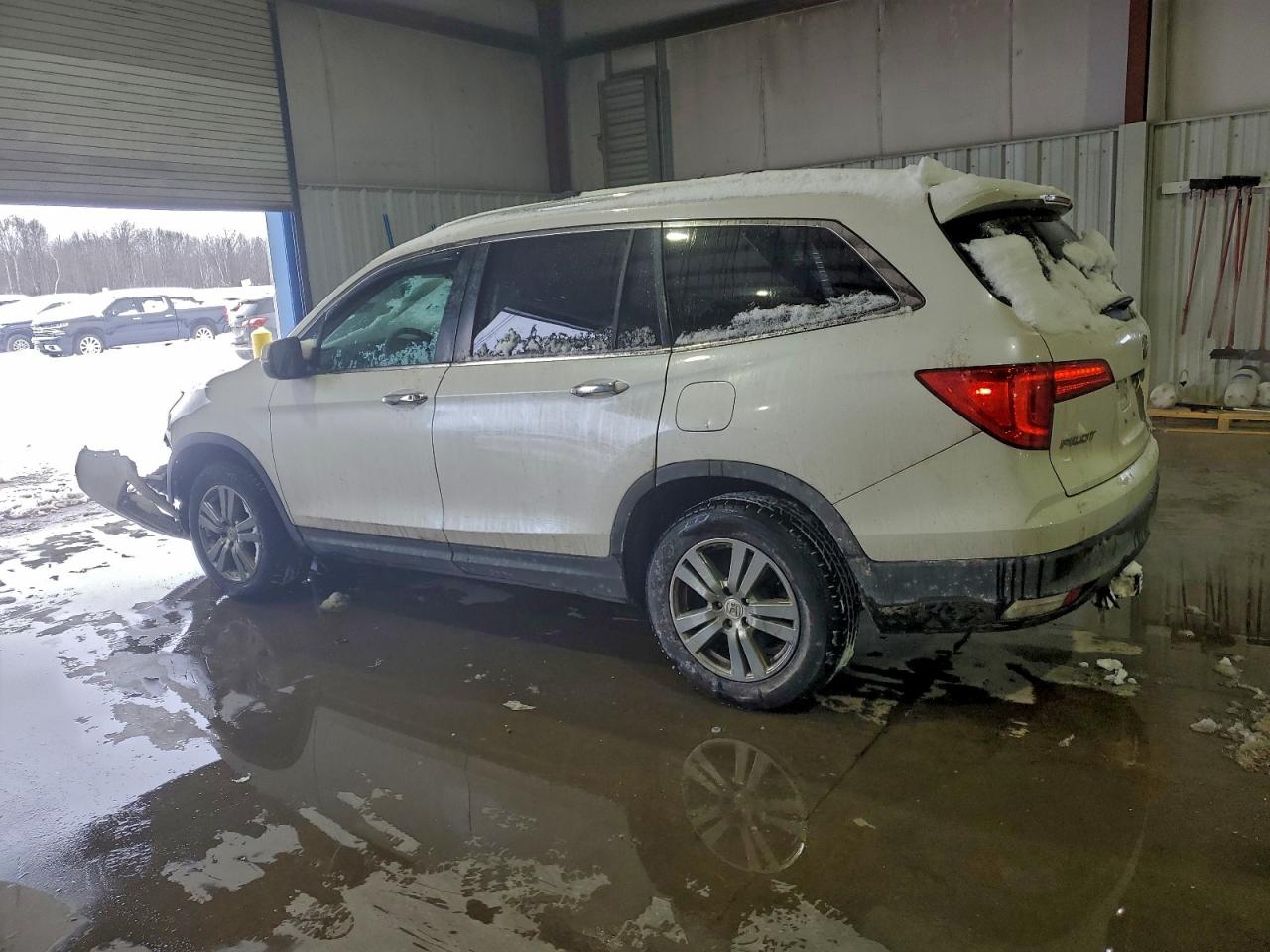2016 HONDA PILOT EXL photo 2