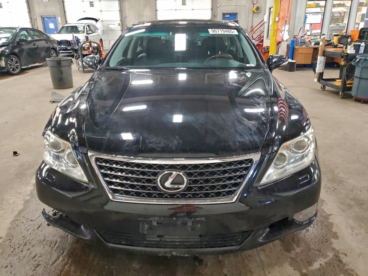 2010 LEXUS LS 460 photo 5