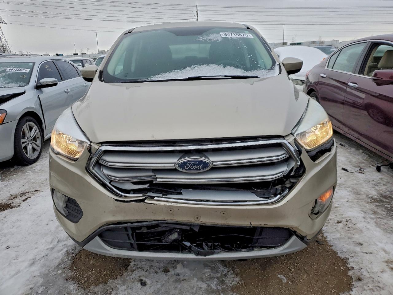 2017 FORD ESCAPE SE photo 5
