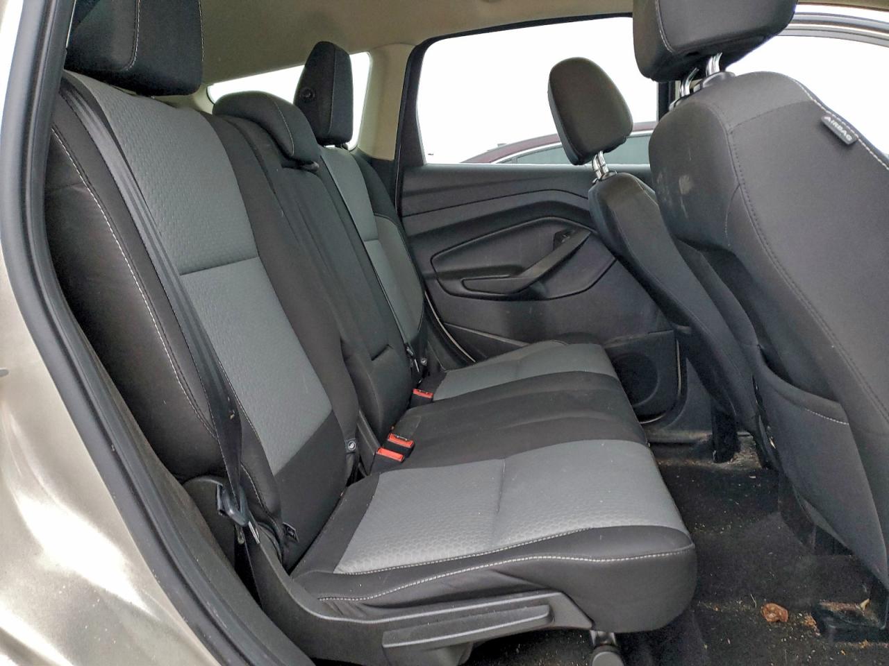 2017 FORD ESCAPE SE photo 11