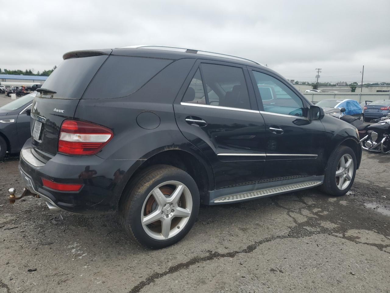 2009 MERCEDES-BENZ ML 550 photo 3
