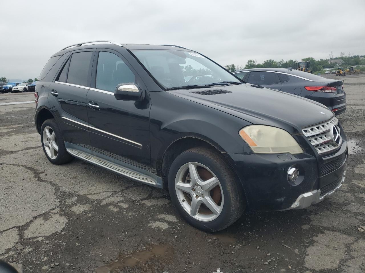 2009 MERCEDES-BENZ ML 550 photo 4