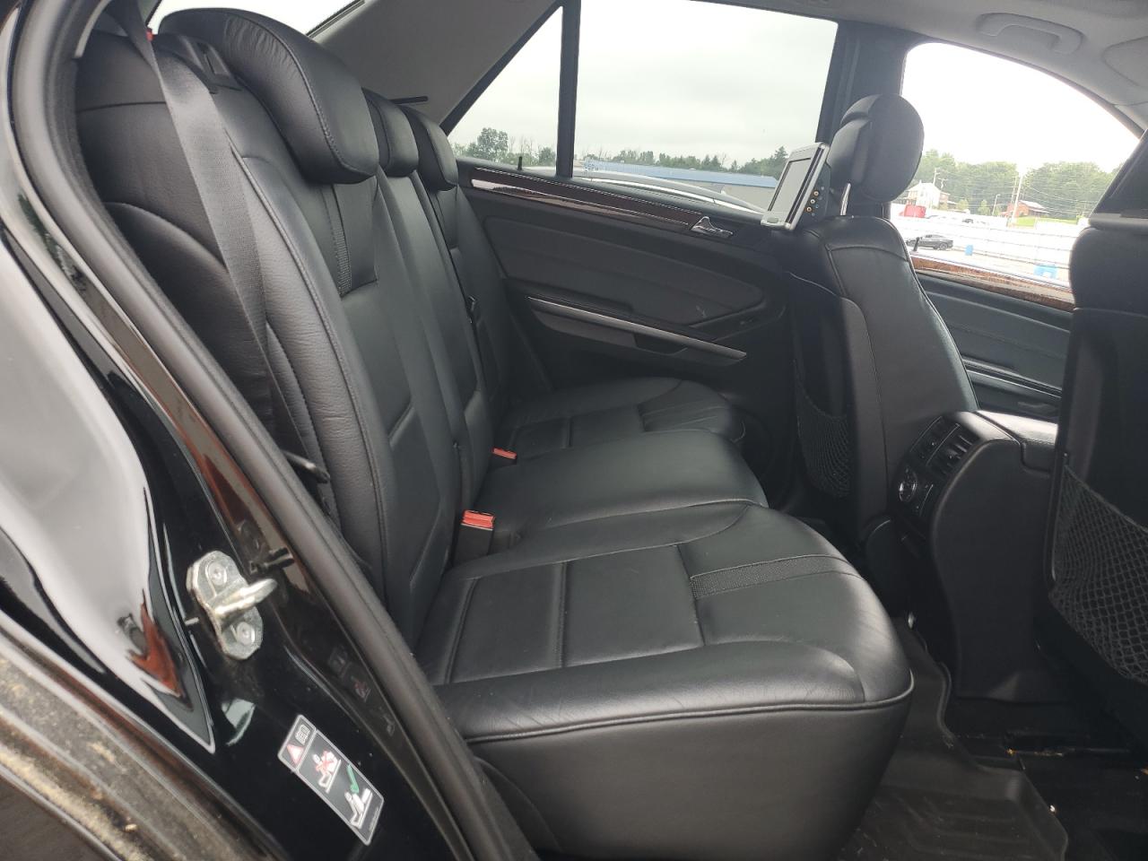 2009 MERCEDES-BENZ ML 550 photo 11