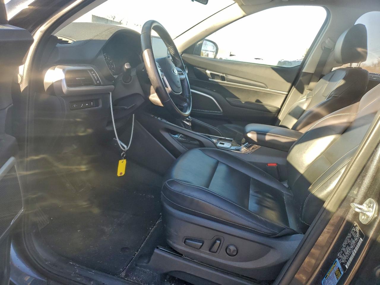 2021 KIA TELLURIDE S photo 13
