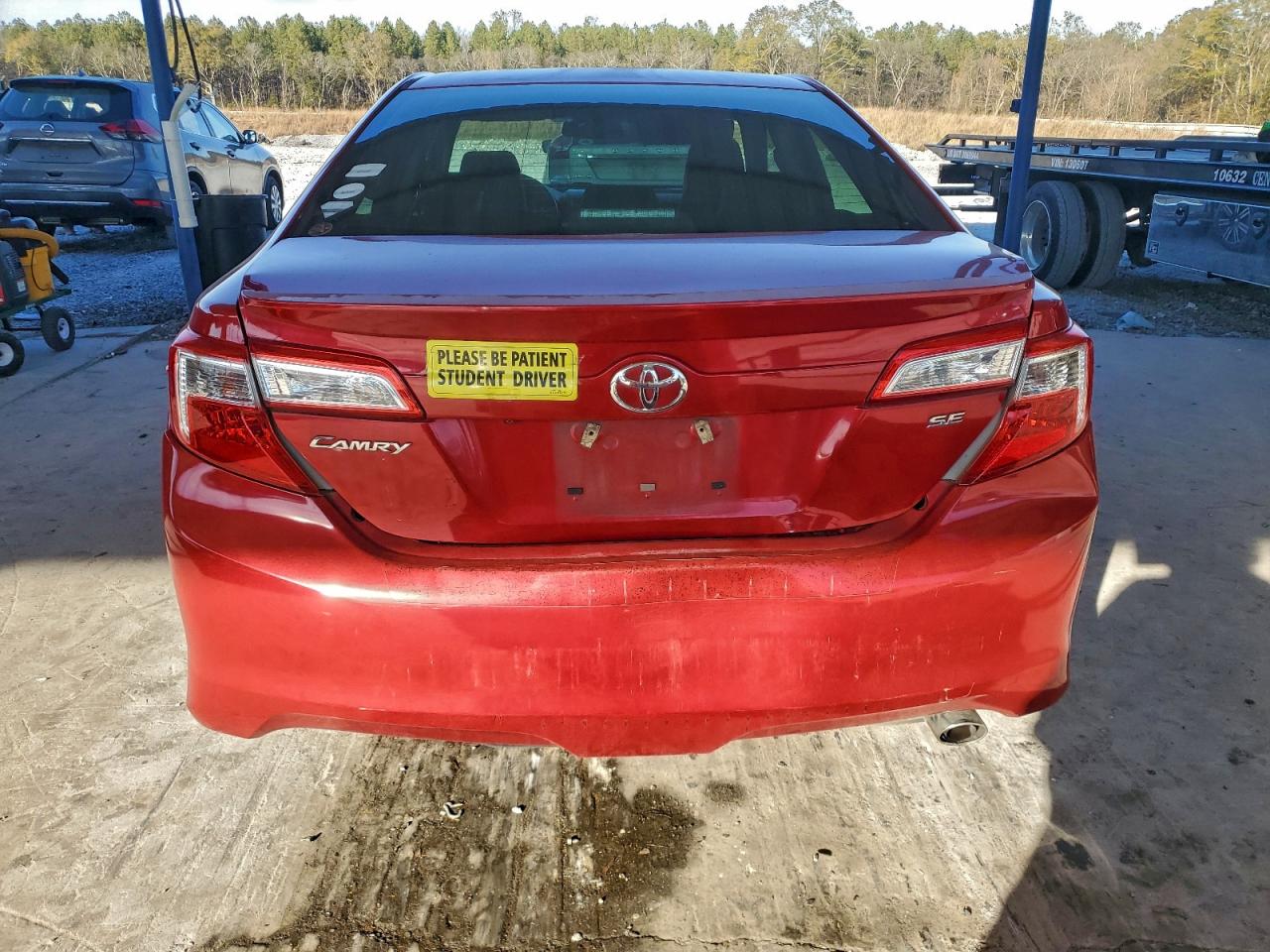 2014 TOYOTA CAMRY L photo 6