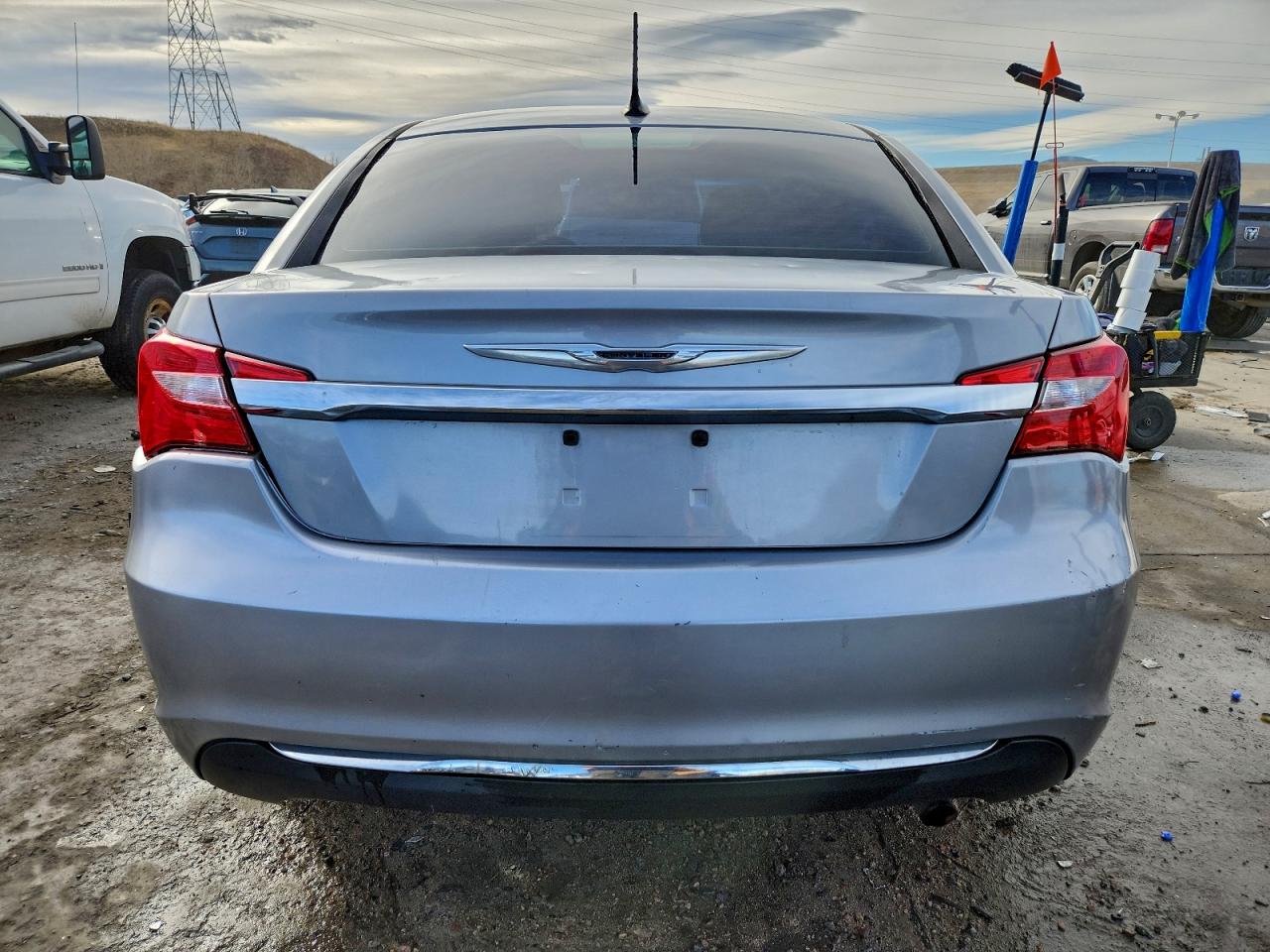 2013 CHRYSLER 200 TOURING photo 6
