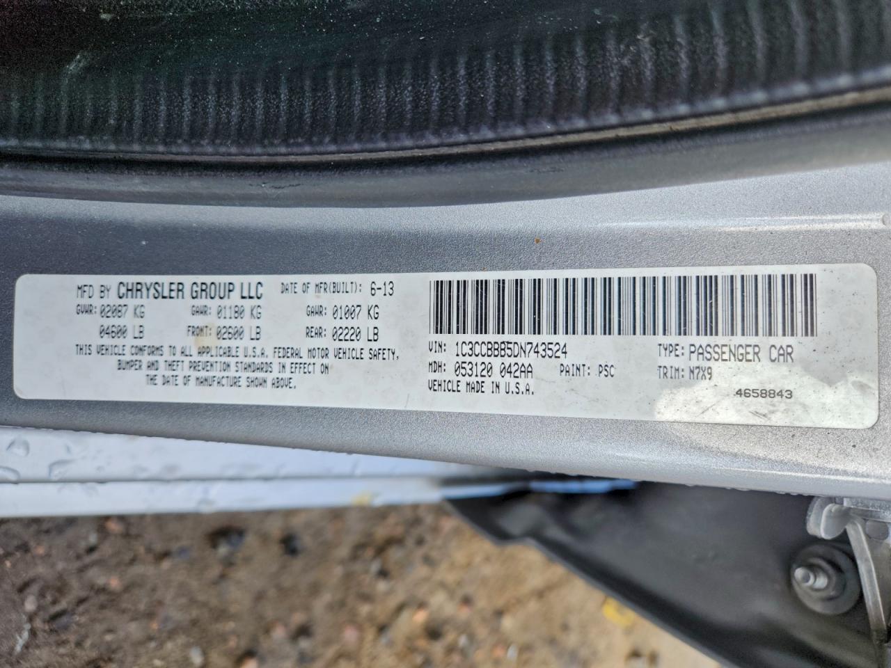 2013 CHRYSLER 200 TOURING photo 12