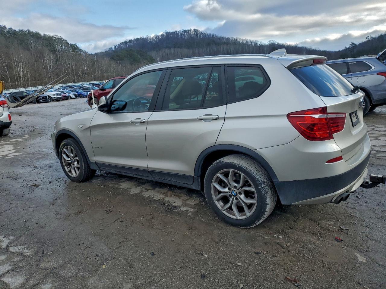 2013 BMW X3 XDRIVE35I photo 2