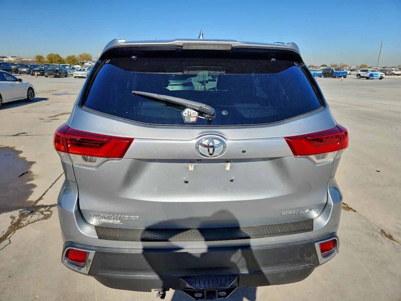 2019 TOYOTA HIGHLANDER LIMITED photo 6