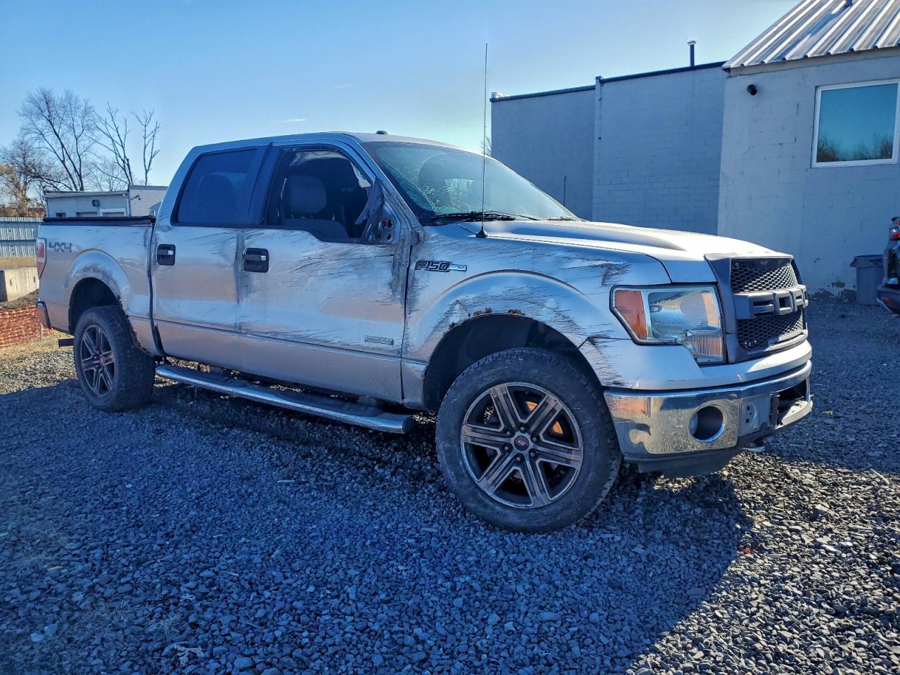 2011 FORD F150 SUPERCREW photo 4