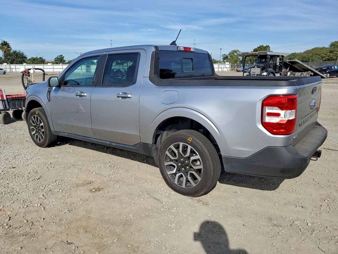 2023 FORD MAVERICK XL photo 2