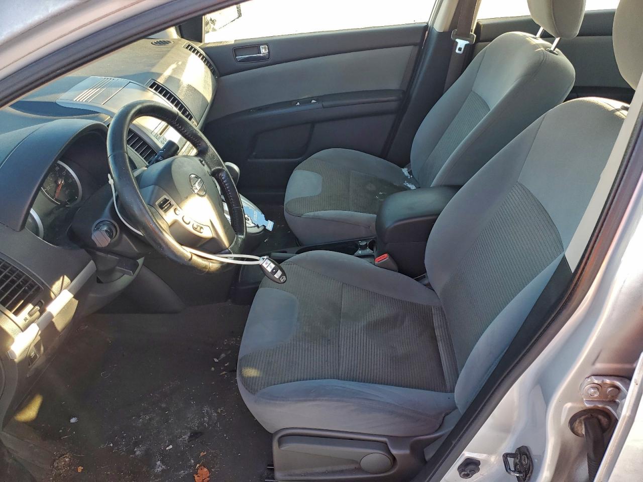 2011 NISSAN SENTRA 2.0 photo 7