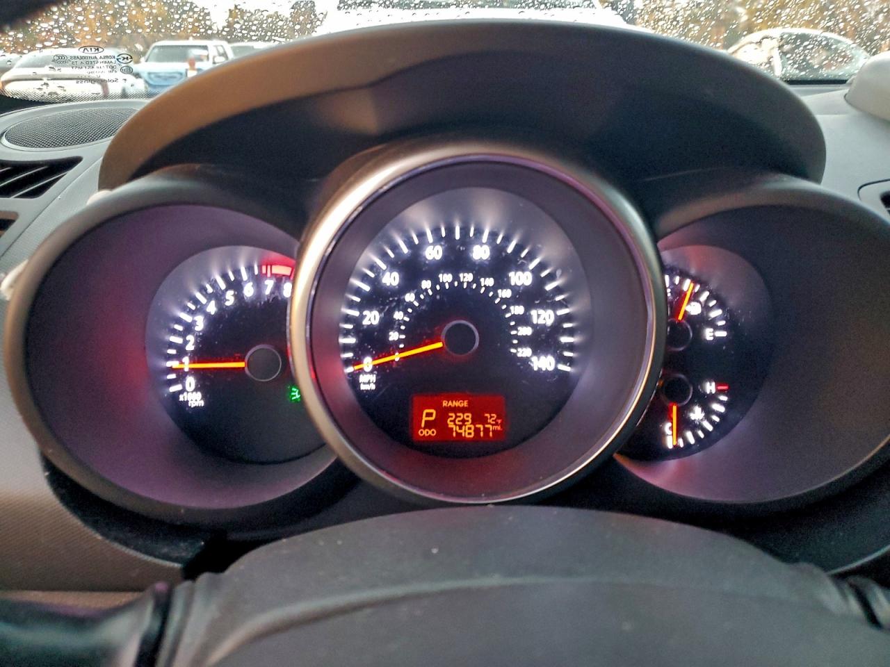 2013 KIA SOUL + photo 9