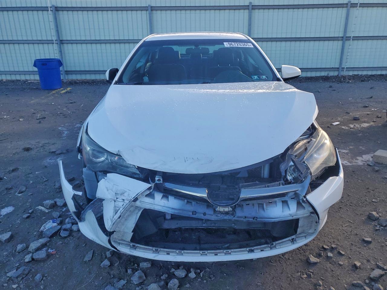 2017 TOYOTA CAMRY SE photo 5