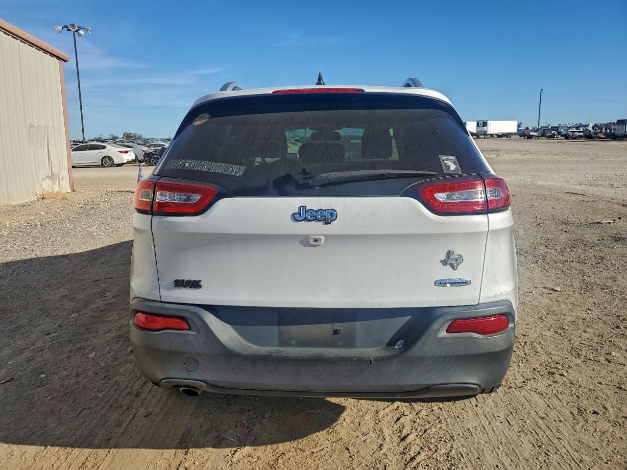 2015 JEEP CHEROKEE LATITUDE photo 6