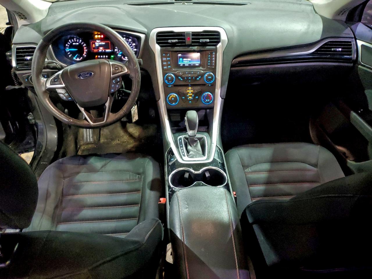 2014 FORD FUSION SE photo 8