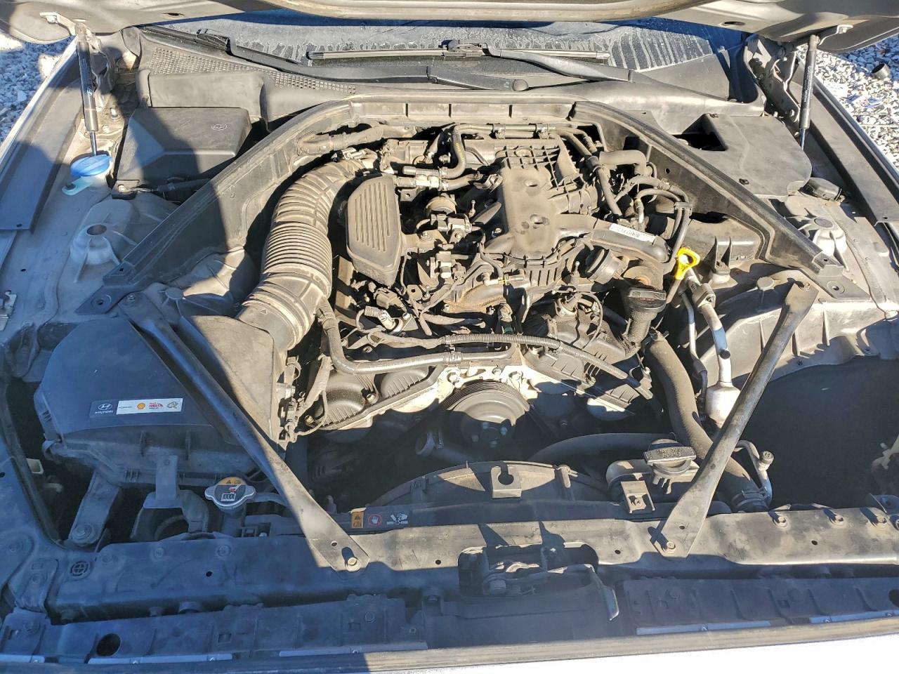 2015 HYUNDAI GENESIS 3.8L photo 11