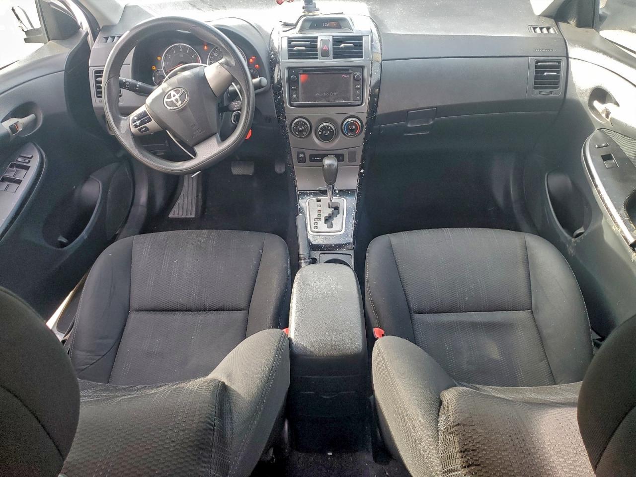 2013 TOYOTA COROLLA BASE photo 8