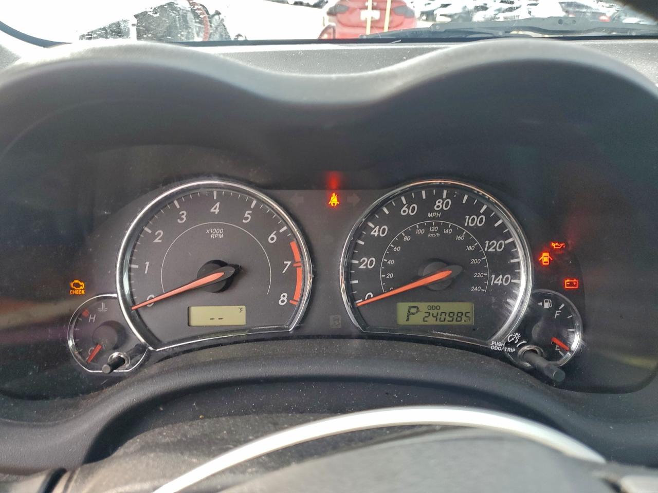 2013 TOYOTA COROLLA BASE photo 9