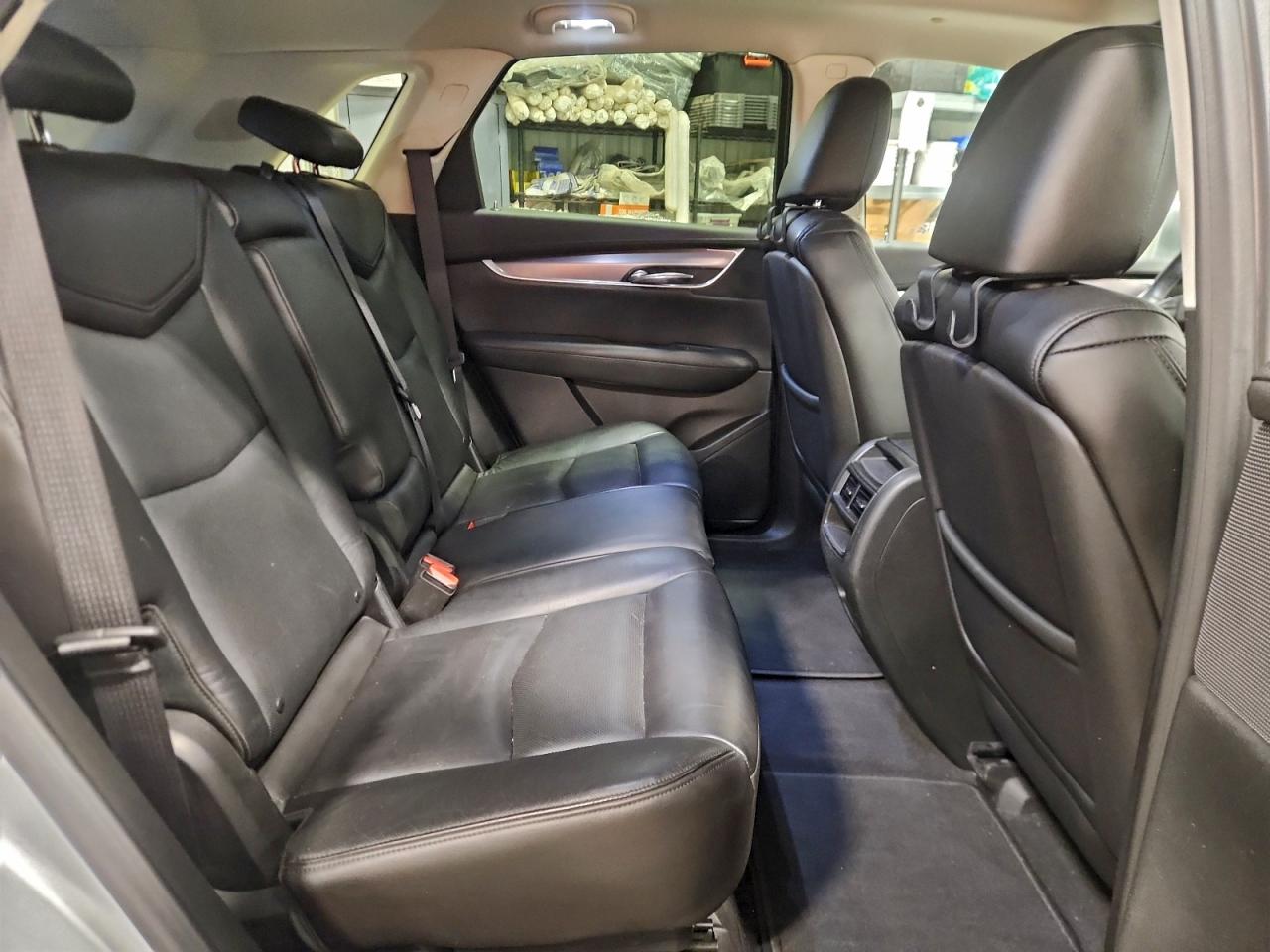 2017 CADILLAC XT5 LUXURY photo 11