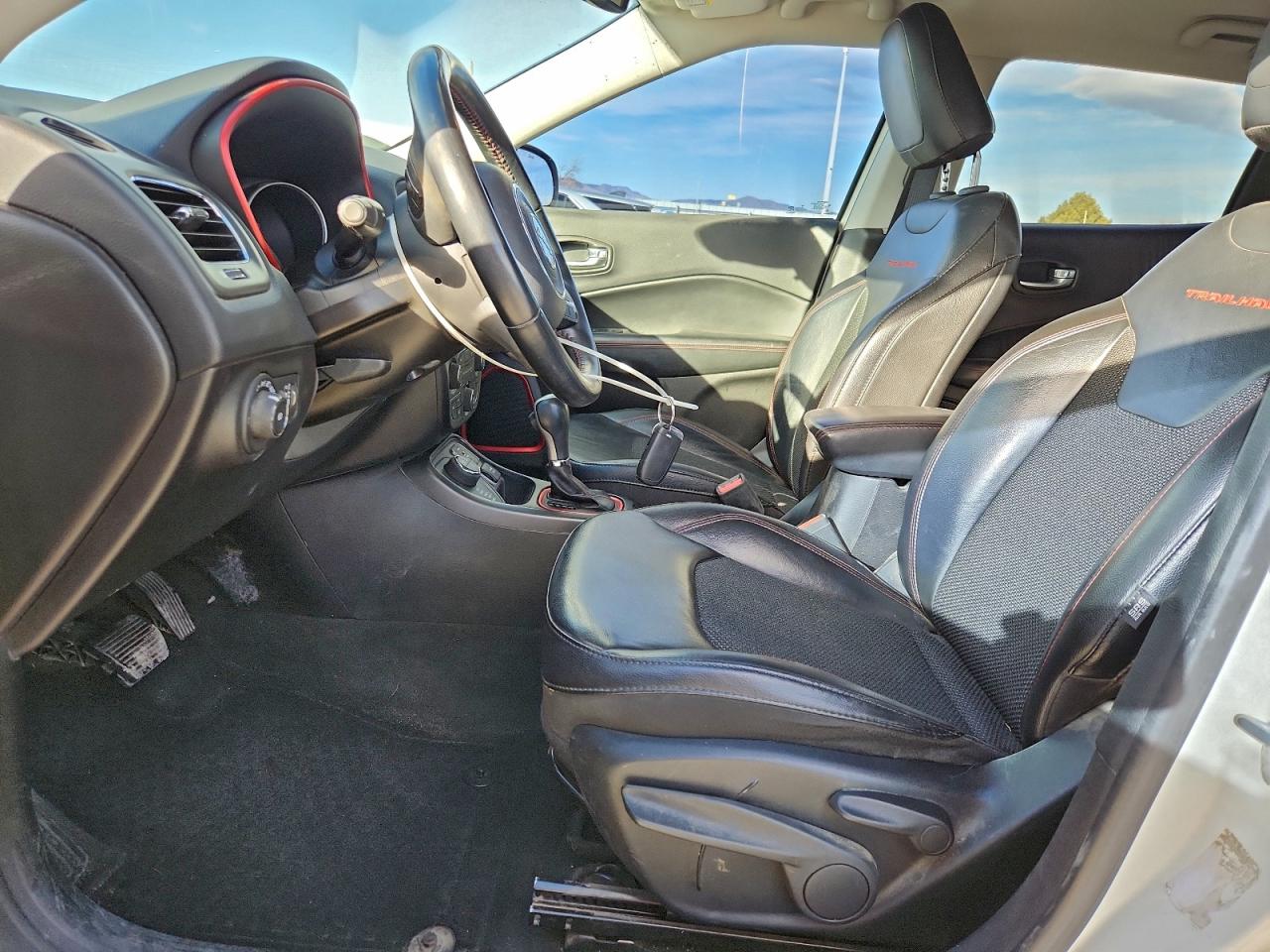 2019 JEEP COMPASS TRAILHAWK photo 7