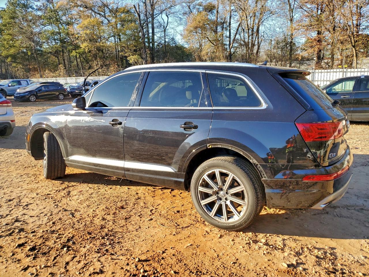 2019 AUDI Q7 photo 2
