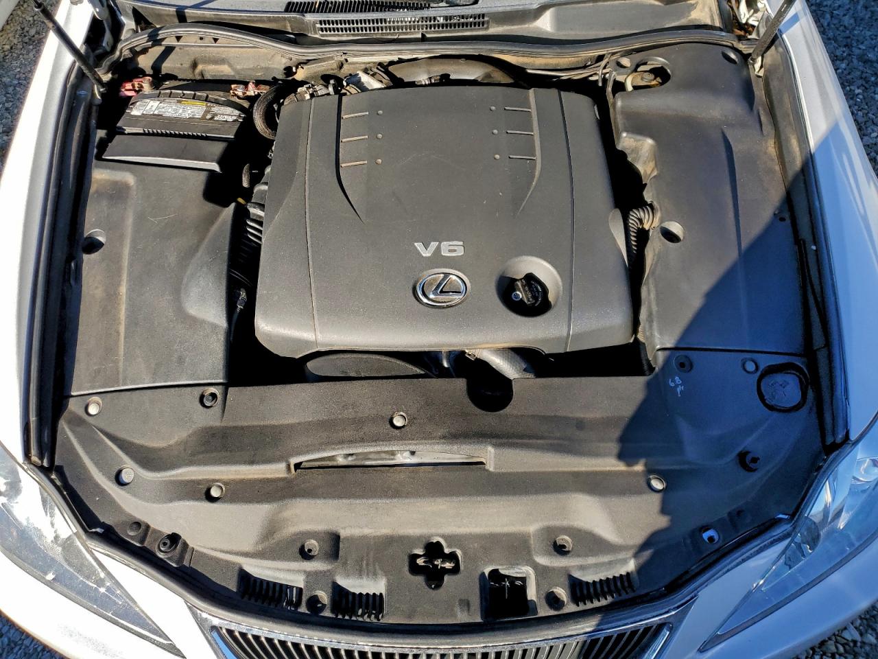 2006 LEXUS IS 250 photo 11