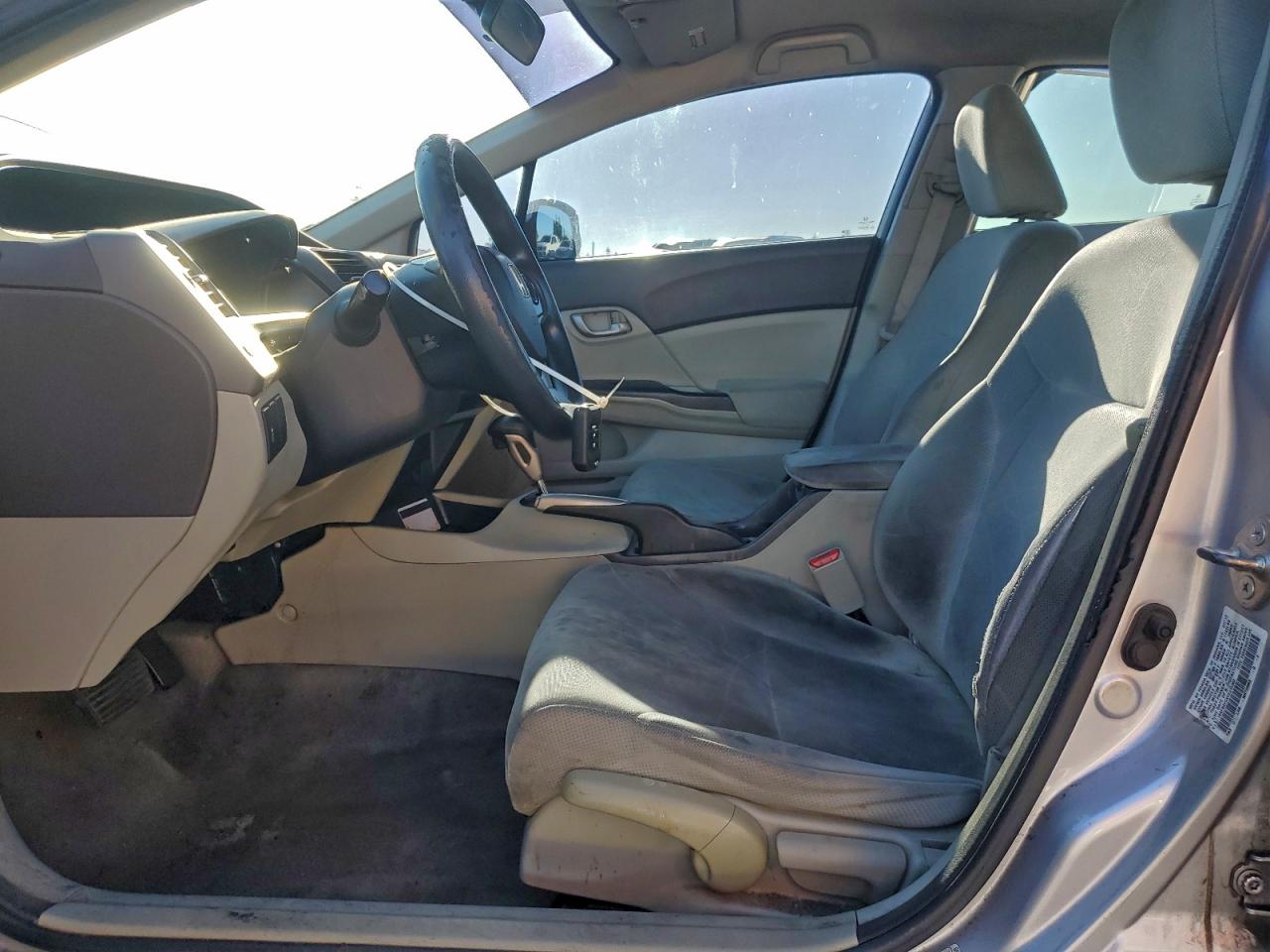 2012 HONDA CIVIC LX photo 7