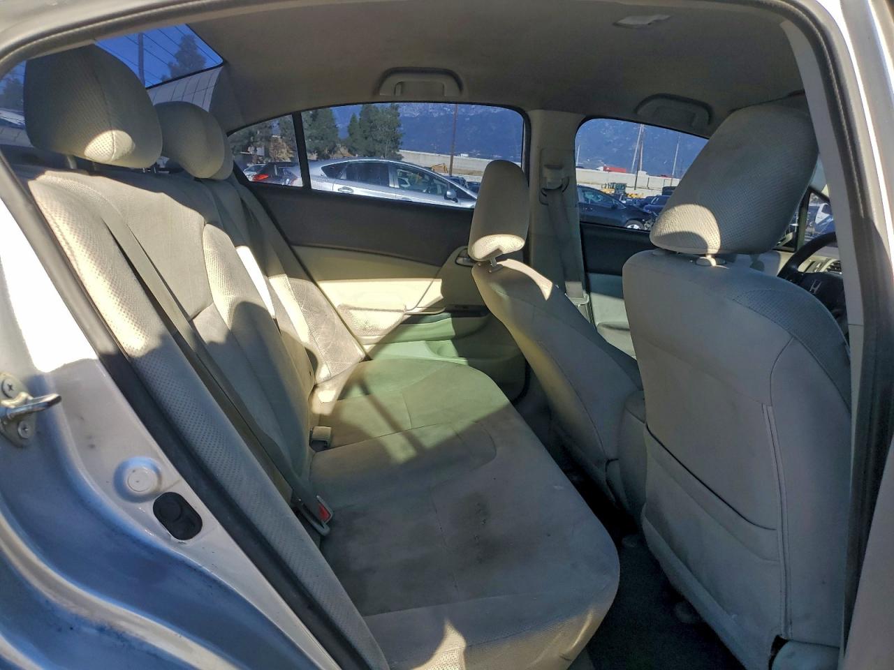 2012 HONDA CIVIC LX photo 10