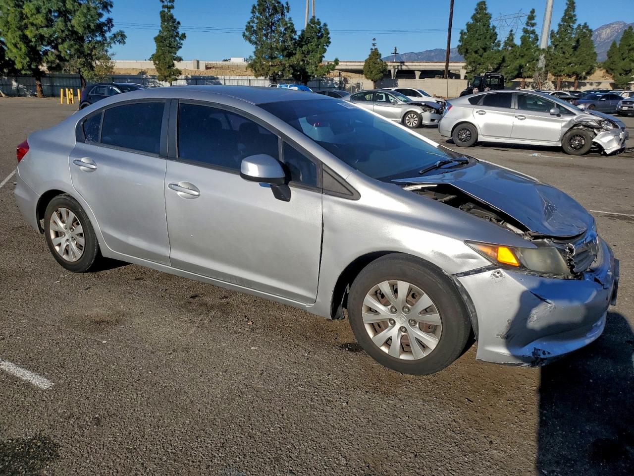 2012 HONDA CIVIC LX photo 4