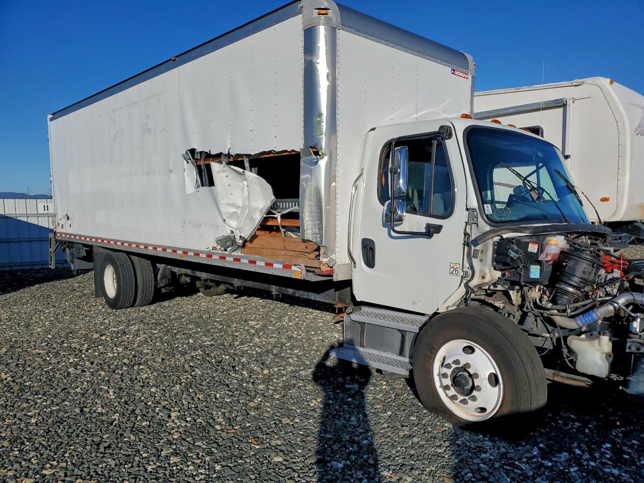 2020 FREIGHTLINER M2 106 MED - Box Truck photo 4