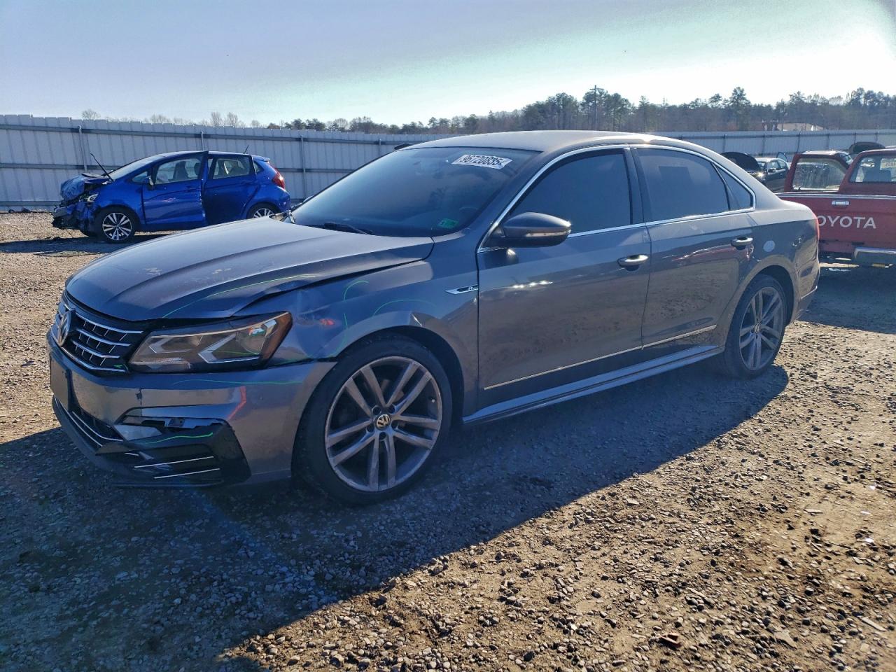2017 VOLKSWAGEN PASSAT
