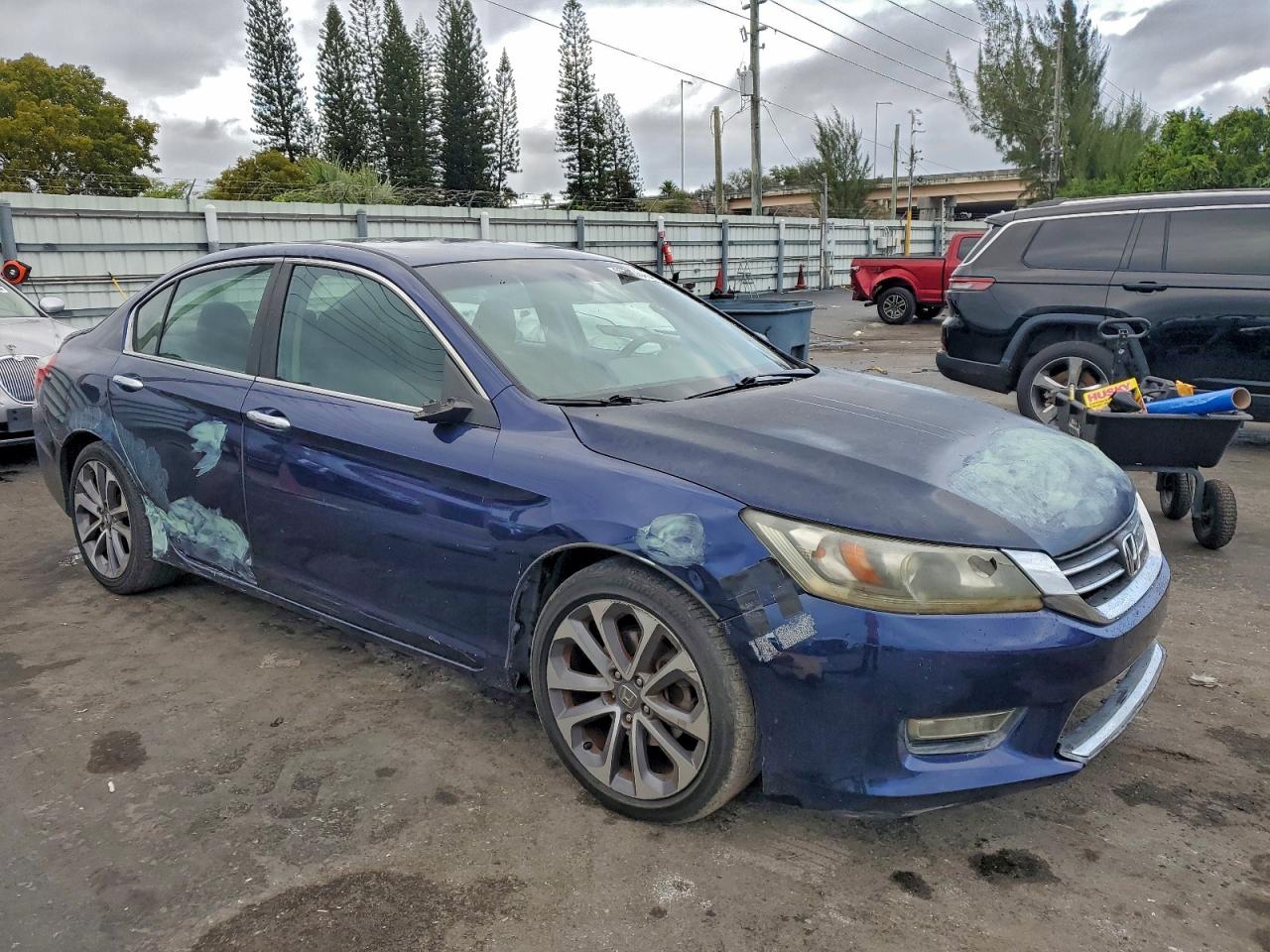 2013 HONDA ACCORD SPORT photo 4