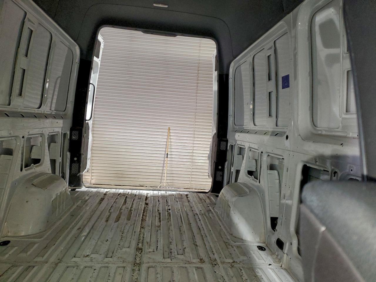 2025 MERCEDES-BENZ SPRINTER 2500 photo 10
