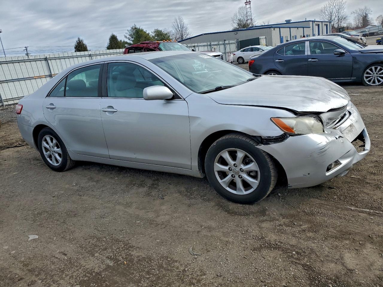 2009 TOYOTA CAMRY BASE photo 4