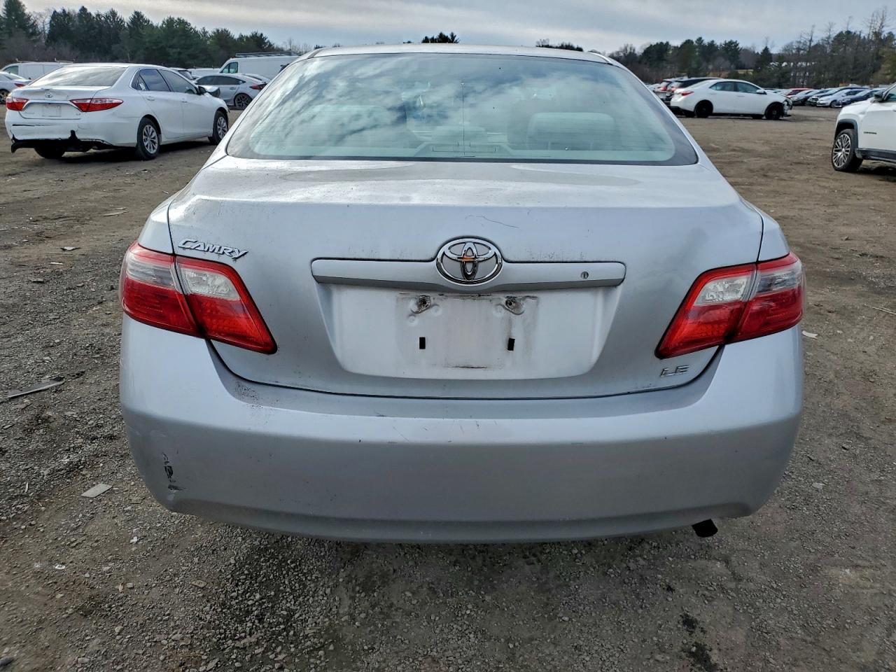 2009 TOYOTA CAMRY BASE photo 6