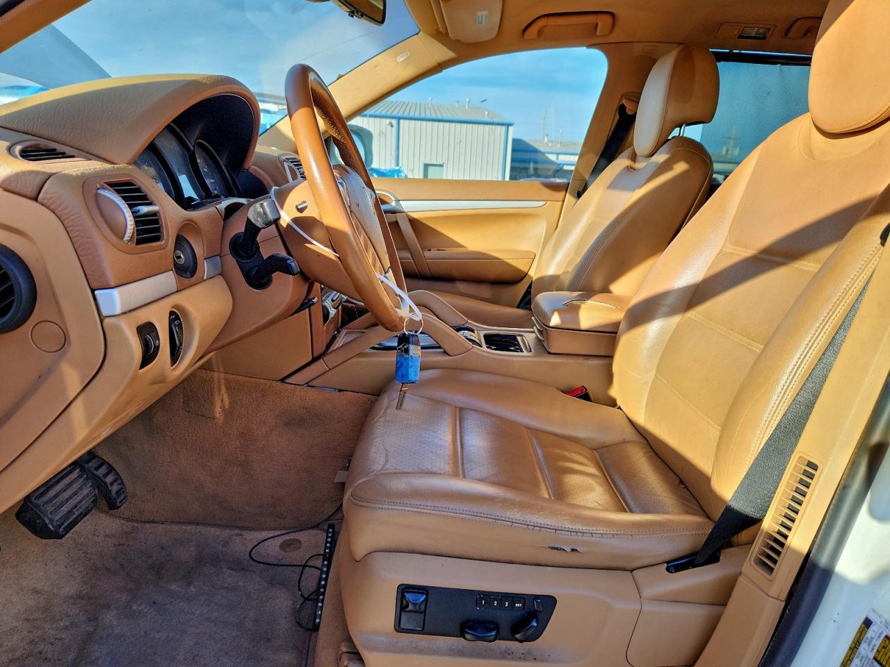 2009 PORSCHE CAYENNE photo 7