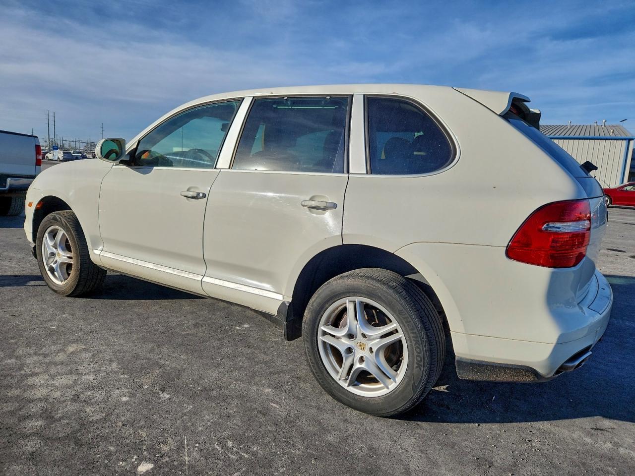 2009 PORSCHE CAYENNE photo 2