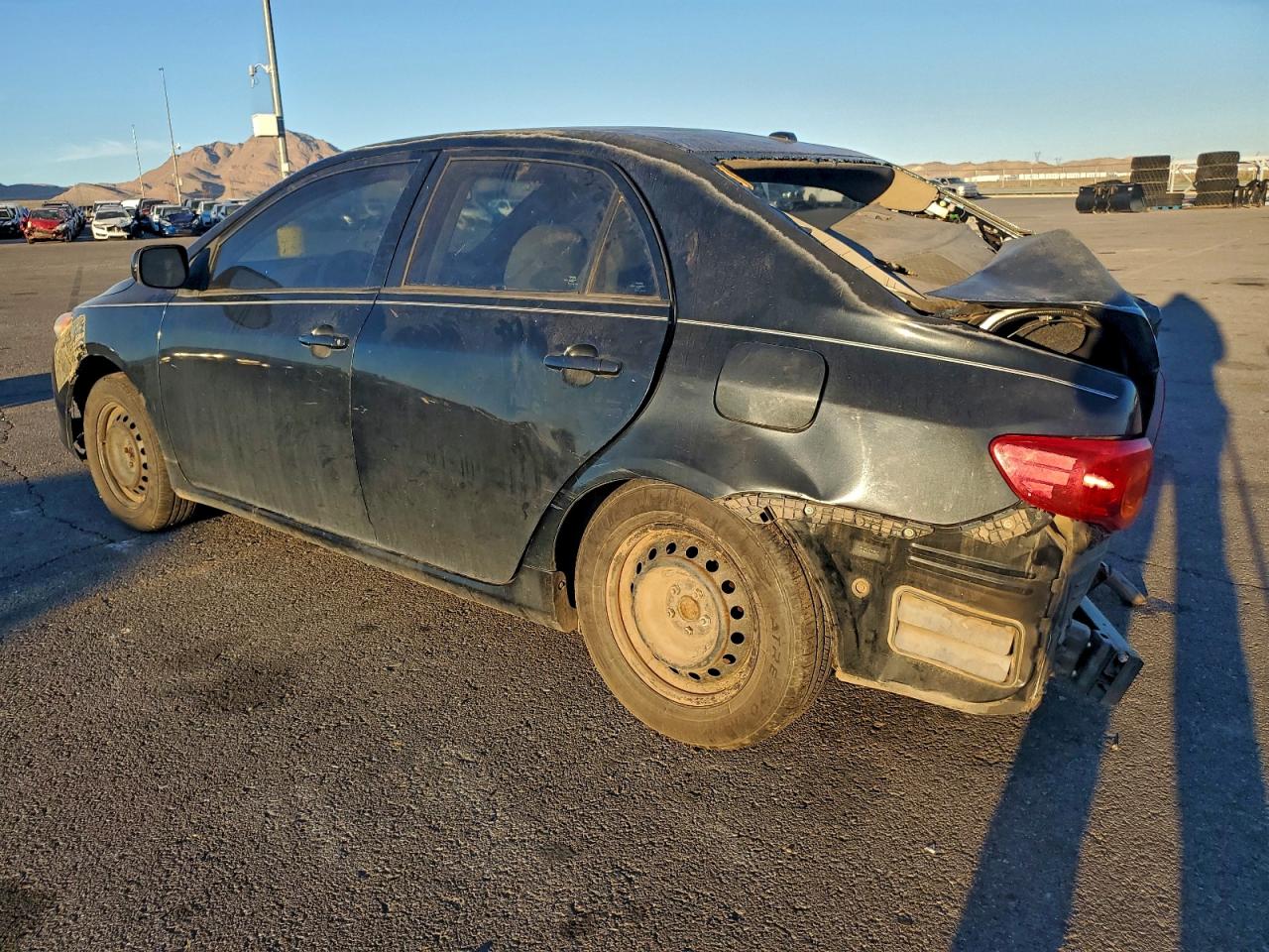 2010 TOYOTA COROLLA BASE photo 2