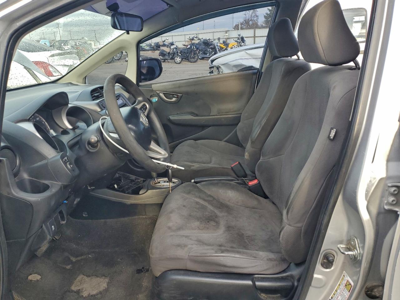 2013 HONDA FIT photo 7