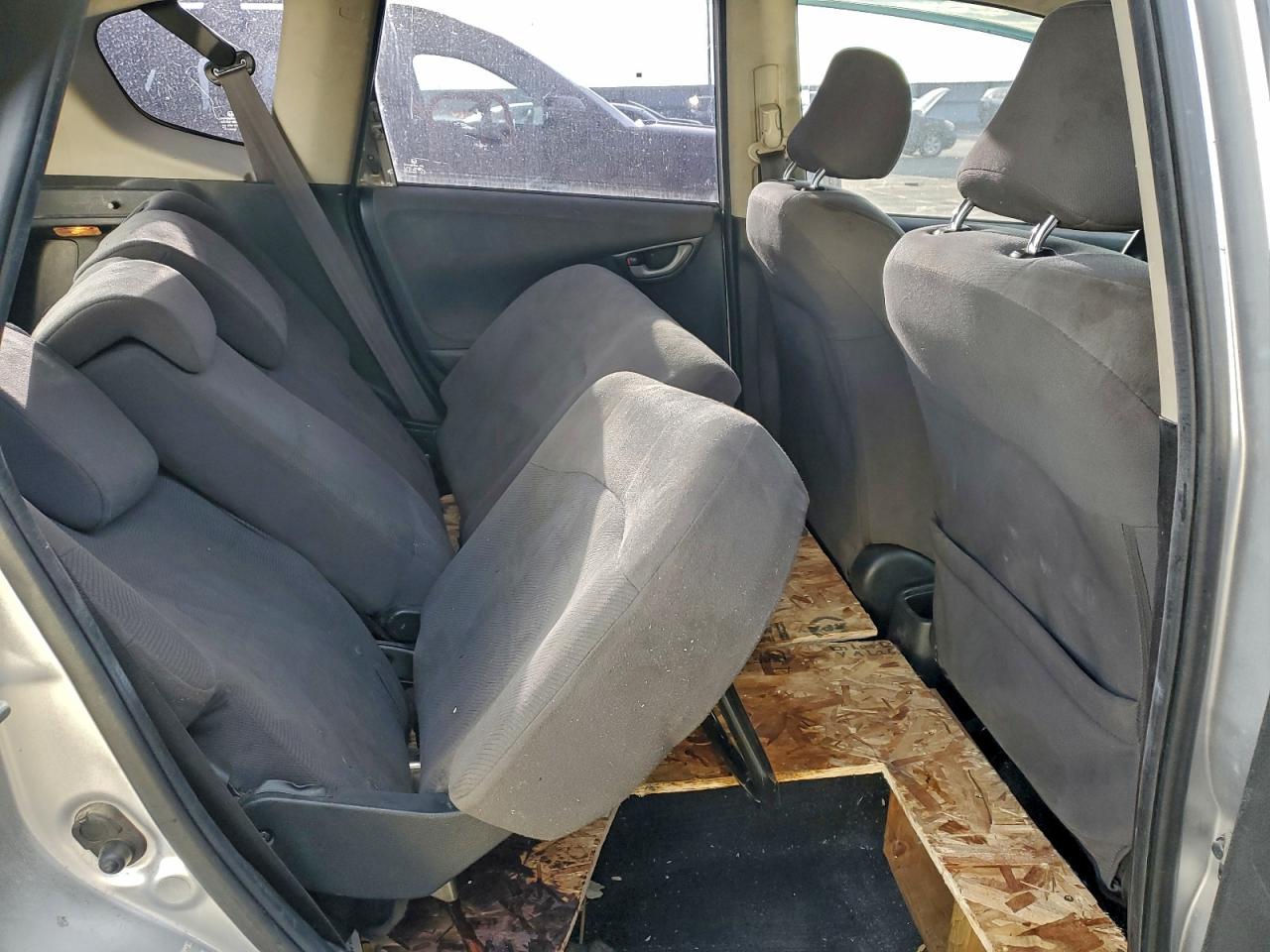 2013 HONDA FIT photo 10