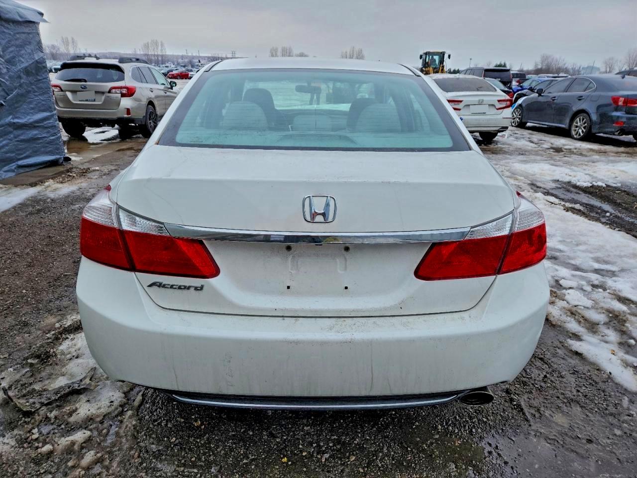 2015 HONDA ACCORD LX photo 6