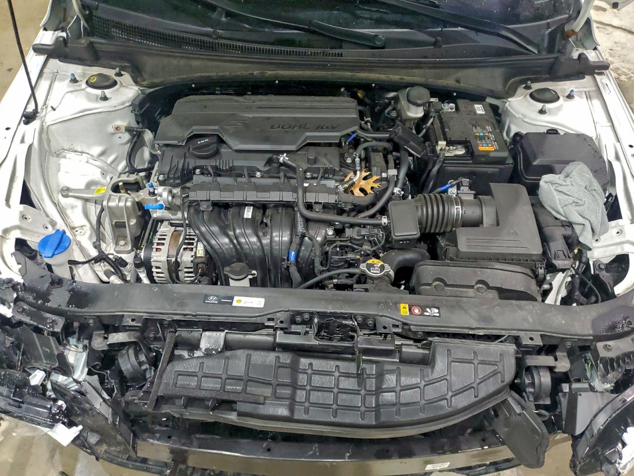 2025 HYUNDAI ELANTRA SEL SPORT photo 11
