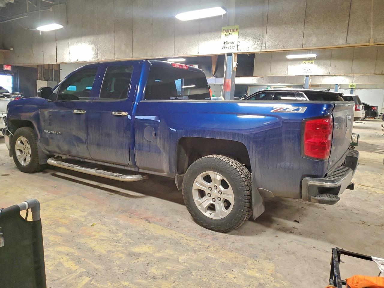 2014 CHEVROLET SILVERADO K1500 LT photo 2