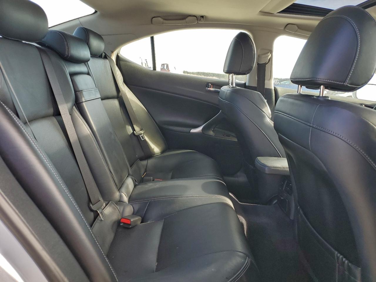2012 LEXUS IS 250 photo 10