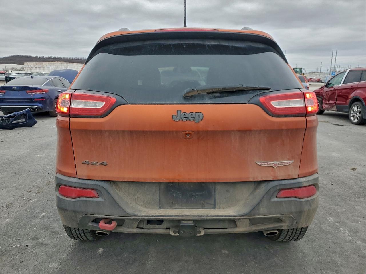 2016 JEEP CHEROKEE TRAILHAWK photo 6