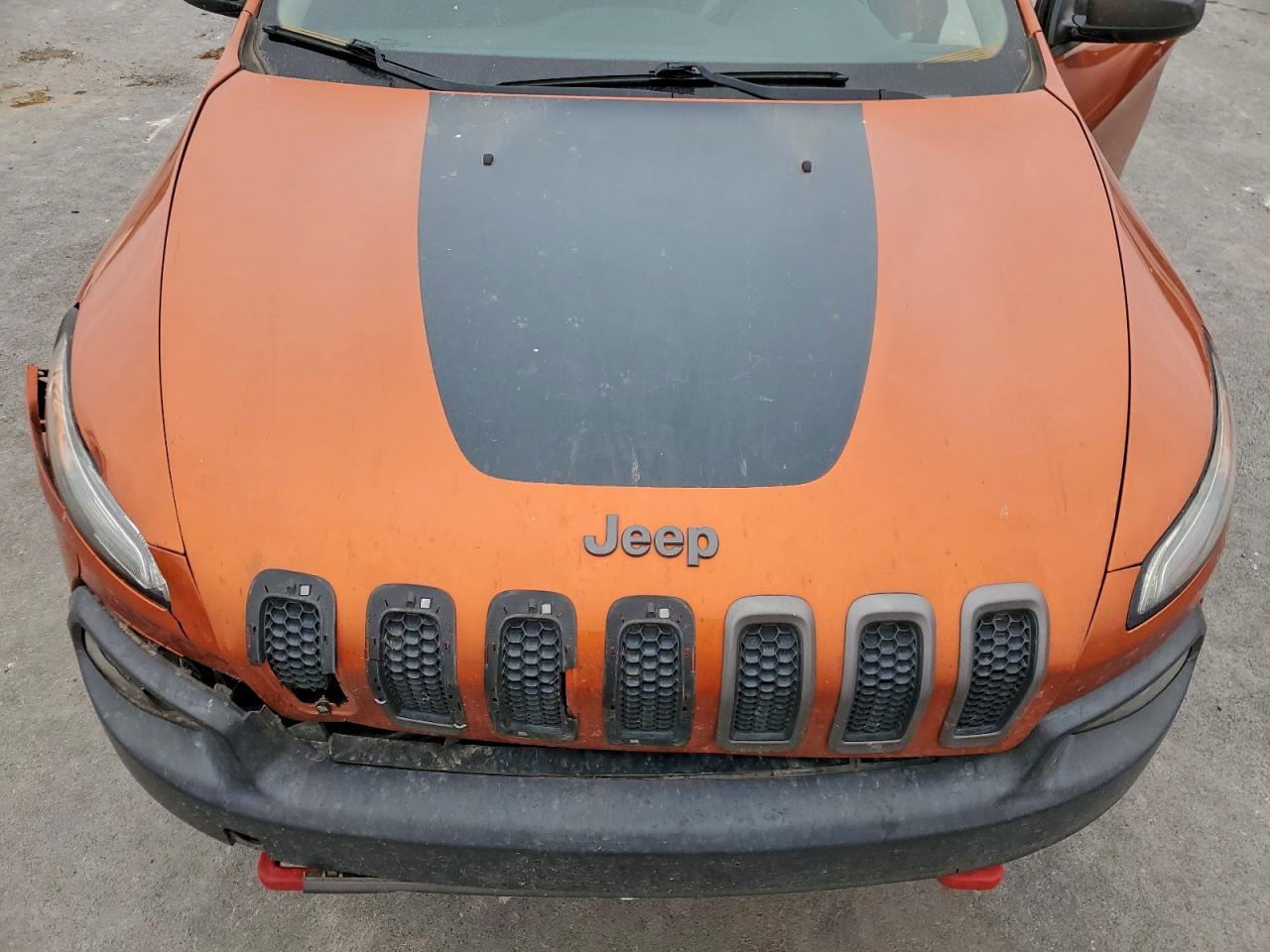 2016 JEEP CHEROKEE TRAILHAWK photo 12